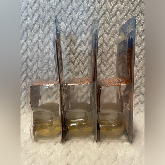 3 Glade Wisp Flameless Candle Refills French Vanilla Fits All Wisp Holders - Picture 3 of 4